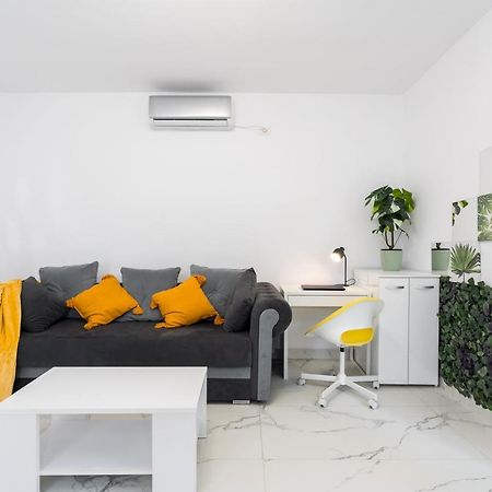 Monza Apartment-Ultracentral Бухарест Екстер'єр фото