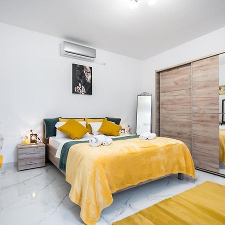 Monza Apartment-Ultracentral Бухарест Екстер'єр фото